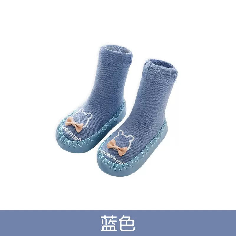 Zapatos y calcetines 3D para suelos (84-338)