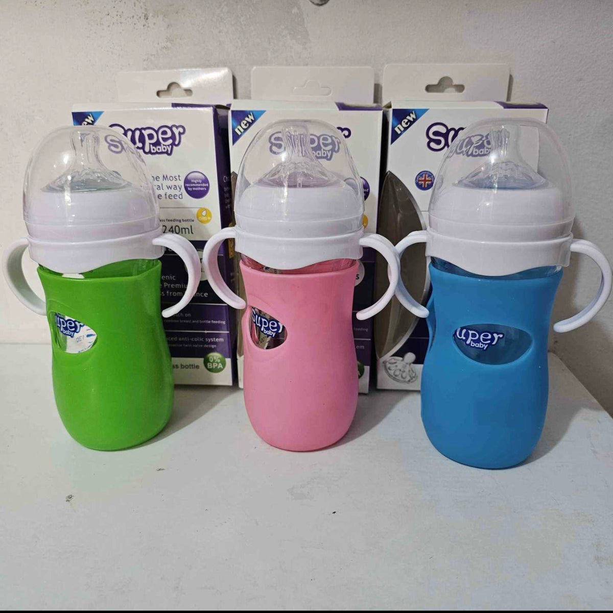 Mamadera vidrio con silicona 240 ml (A-4)