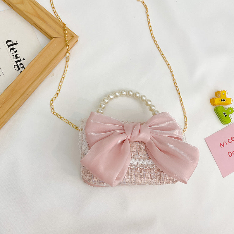 Bolso pequeño con lazo estilo Chanel grande