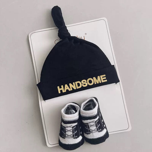 Set gorro con calcetin para niños (90-54)