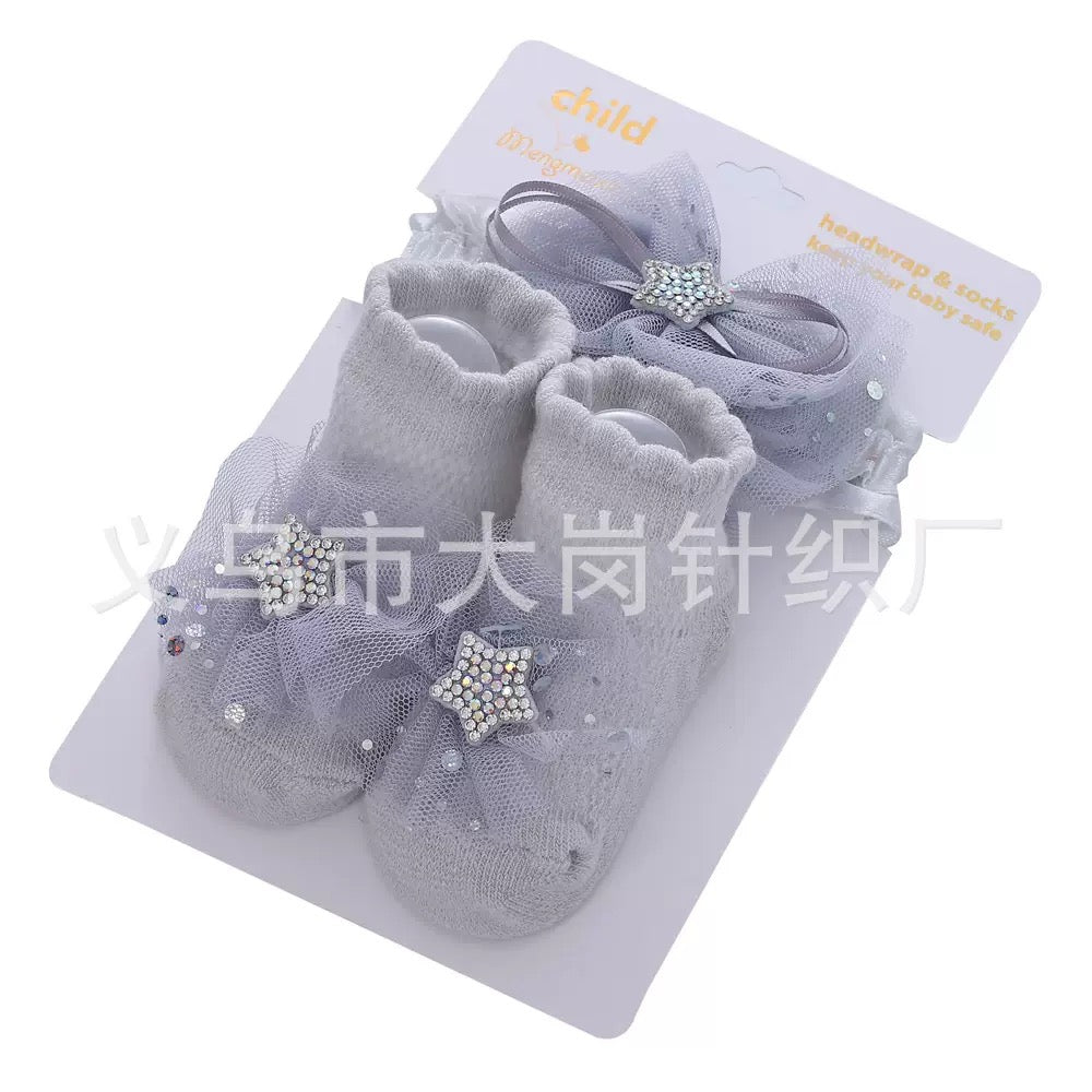 Calcetines y accesorios para el cabello （84-311）