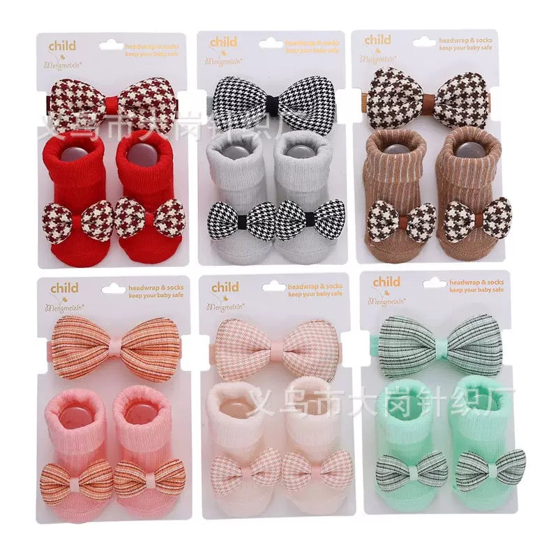Calcetines y accesorios para el cabello （84-311）